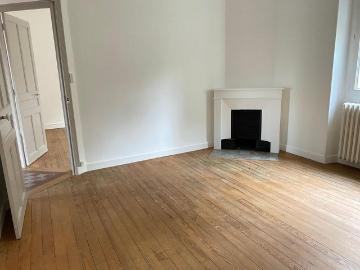 Appartement à louer, 4 pièces Aubenas 07200