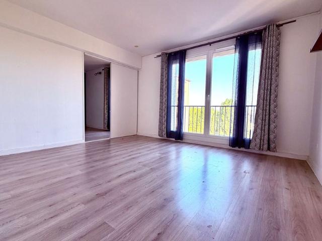 Appartement à louer 4 pièces • Chelles