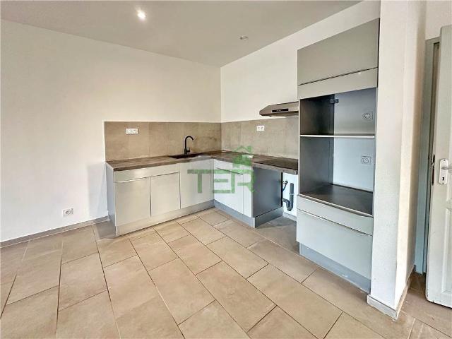 Appartement à louer, 4 pièces FABREGUES 34690