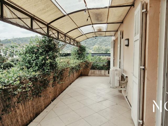 Appartement à louer, 4 pièces La Roquette sur Siagne 06550