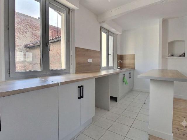 Appartement à louer 4 pièces • Lavaur