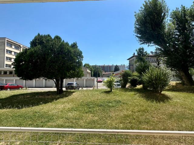 Appartement à louer, 4 pièces Le Pont de Claix 38800