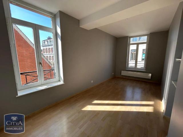 Appartement à louer 4 pièces 156.2m²