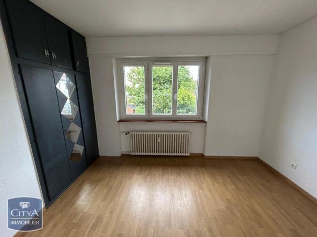 Appartement à louer 4 pièces 100.9m²