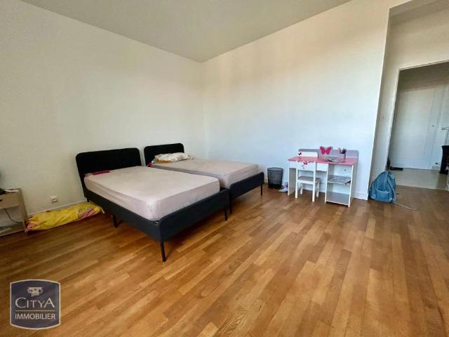 Appartement à louer 4 pièces 101.55m²