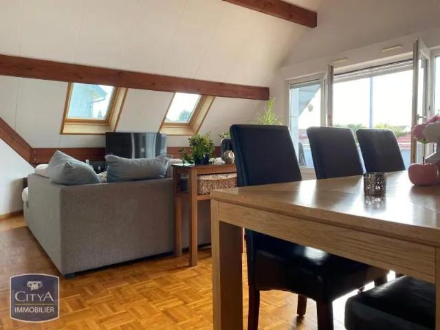 Appartement à louer 4 pièces 101.56m²