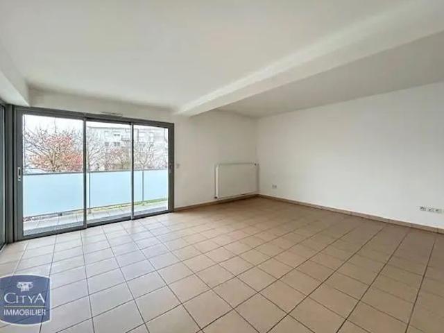 Appartement à louer 4 pièces 102.1m²
