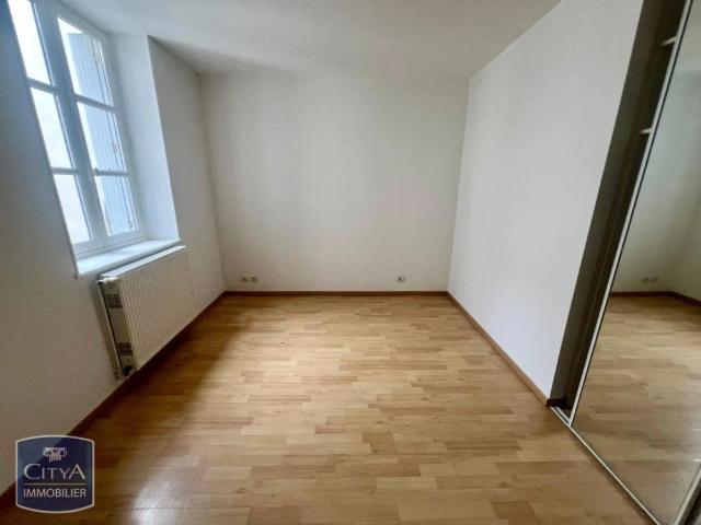 Appartement à louer 4 pièces 102.21m²