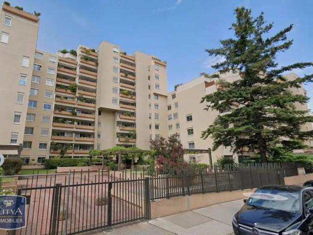 Appartement à louer 4 pièces 102.39m²