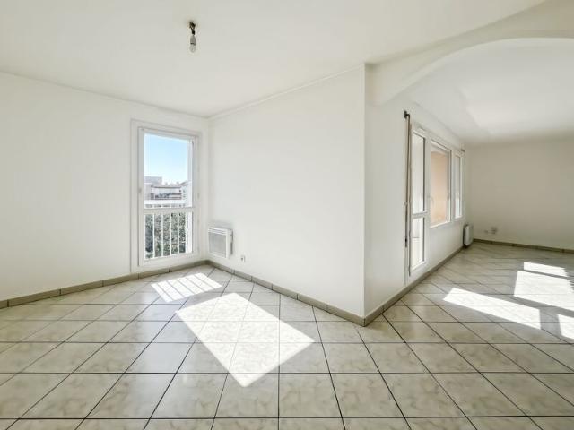 Appartement à louer 4 pièces • 107,65 m2 Lyon 8