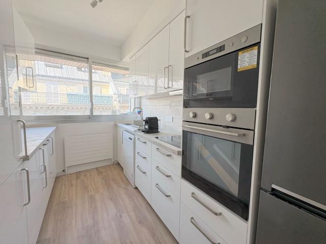 Appartement à louer 4 pièces 107 m
