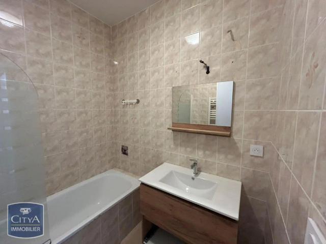 Appartement à louer 4 pièces 107m²