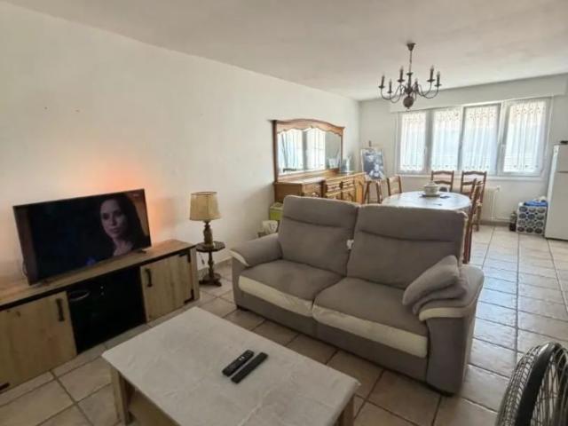 Appartement à louer 4 pièces 105m²
