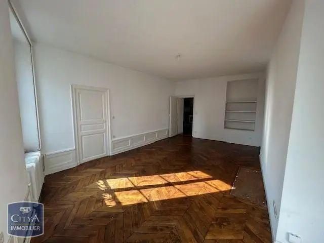 Appartement à louer 4 pièces 108.48m²