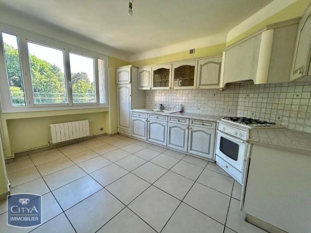 Appartement à louer 4 pièces 110m²