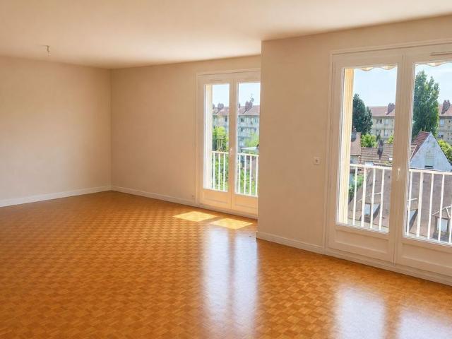Appartement à louer 4 pièces • 117,22 m2 Compiègne