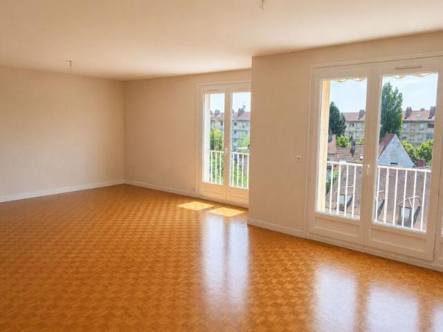 Appartement à louer 4 pièces • 117,22 m2 Compiègne