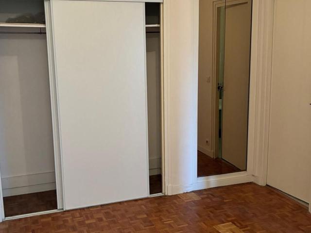 Appartement à louer 4 pièces 117,22 m