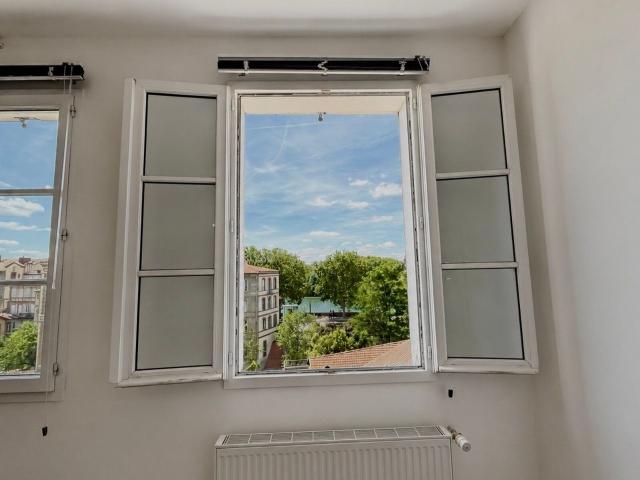 Appartement à louer 4 pièces 117 m