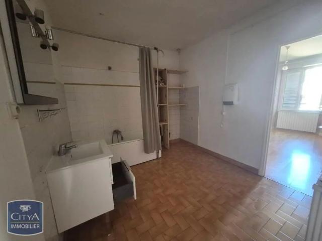 Appartement à louer 4 pièces 115.45m²