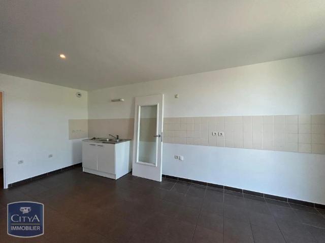 Appartement à louer 4 pièces 115.7m²