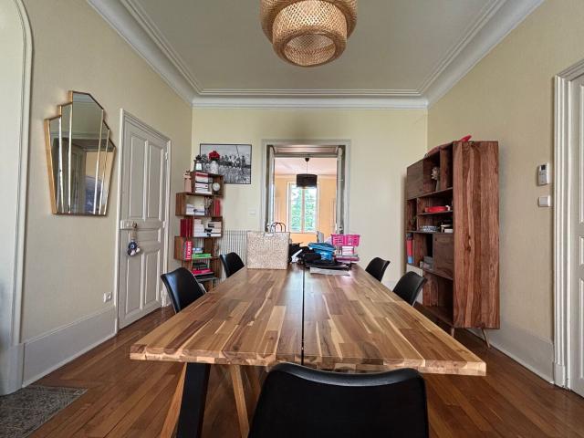 Appartement à louer 4 pièces 115 m