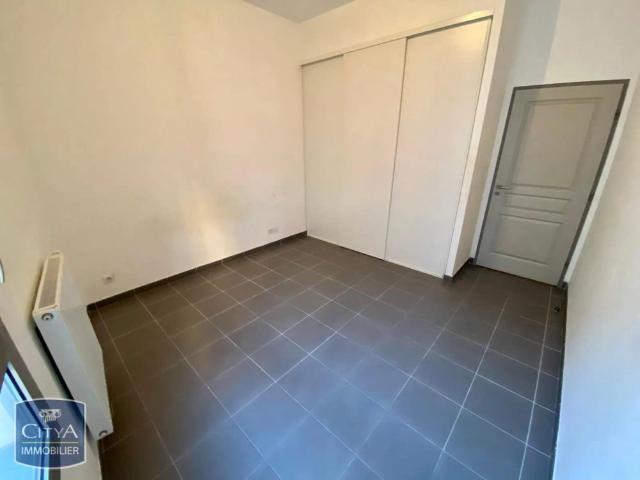 Appartement à louer 4 pièces 116.91m²