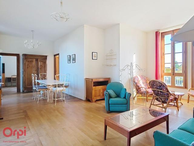Appartement à louer 4 pièces 118,49 m