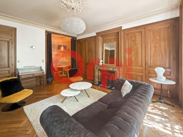 Appartement à louer 4 pièces • 118,04 m2 Lyon 8