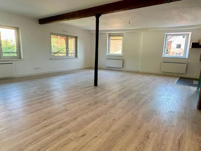 Appartement à louer 4 pièces 125,73 m