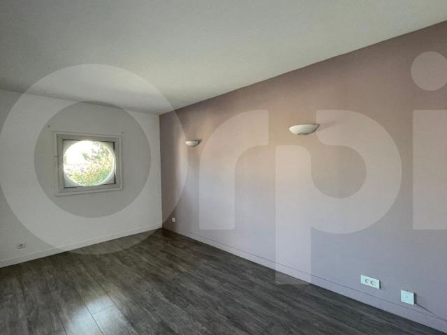 Appartement à louer 4 pièces