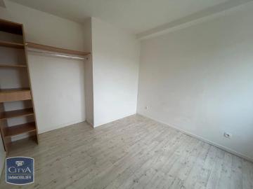 Appartement à louer 4 pièces 51.37m²
