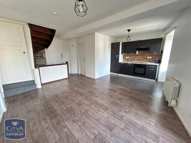 Appartement à louer 4 pièces 51.37m²