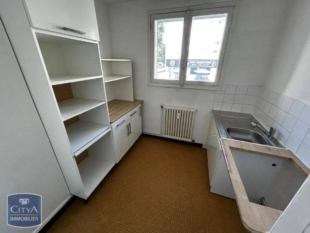Appartement à louer 4 pièces 64.3m²