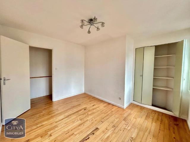 Appartement à louer 4 pièces 65.45m²