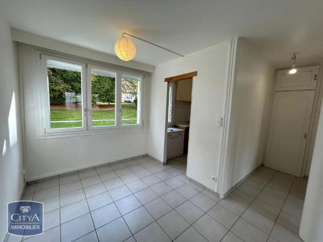 Appartement à louer 4 pièces 65.6m²