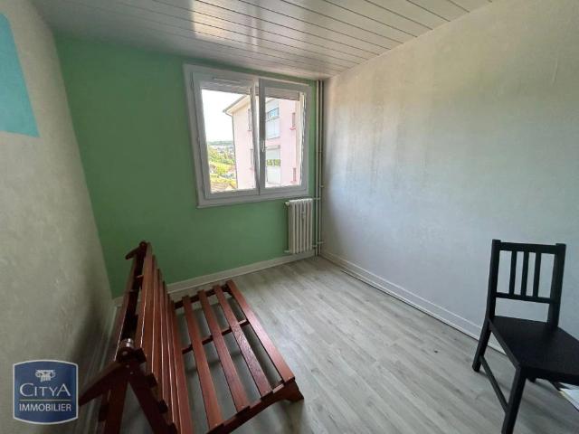 Appartement à louer 4 pièces 67.97m²