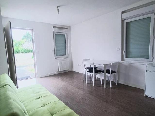 Appartement à louer 4 pièces 68.4m²
