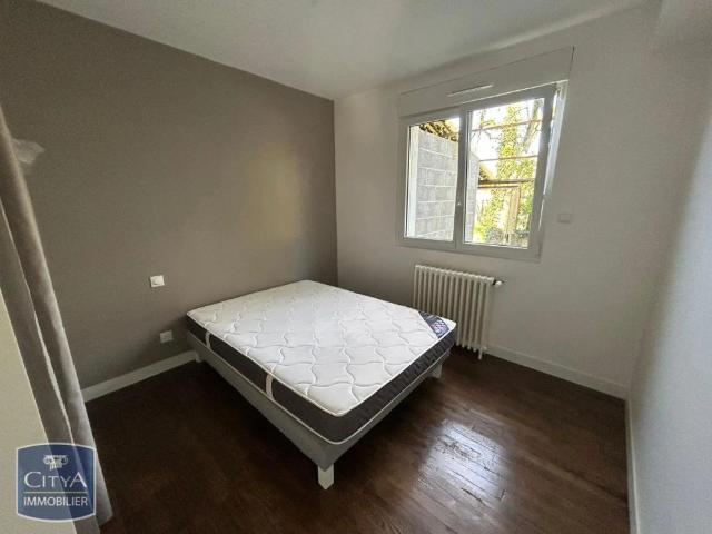 Appartement à louer 4 pièces 63.25m²