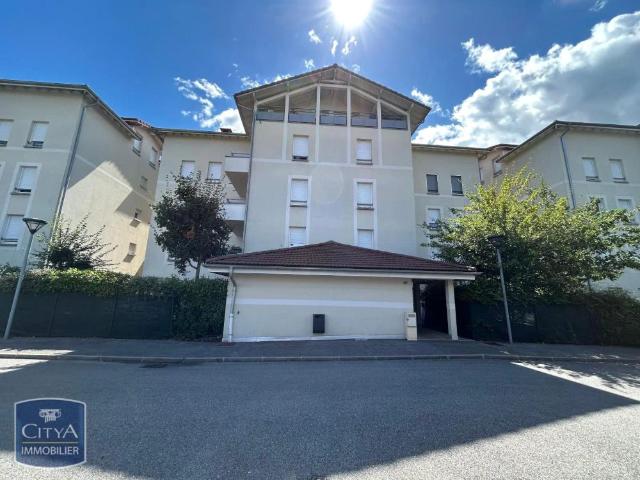 Appartement à louer 4 pièces 74.04m²