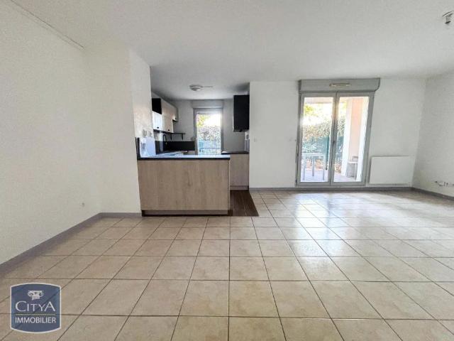 Appartement à louer 4 pièces 74.98m²