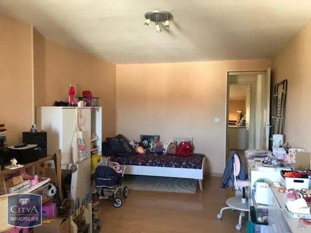 Appartement à louer 4 pièces 75.34m²