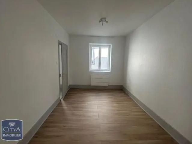 Appartement à louer 4 pièces 75.82m²