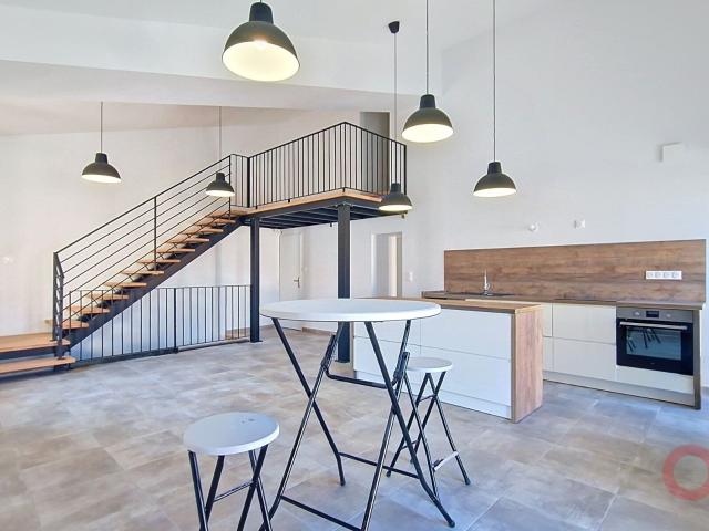 Appartement à louer 4 pièces