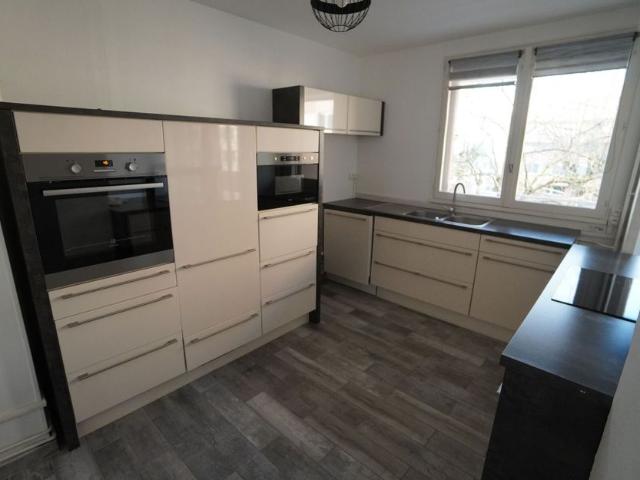 Appartement à louer 4 pièces • 76,70 m2 Chenôve