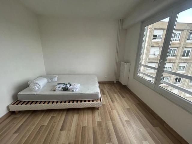 Appartement à louer 4 pièces 76.88m²