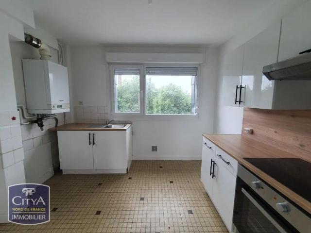 Appartement à louer 4 pièces 76m²