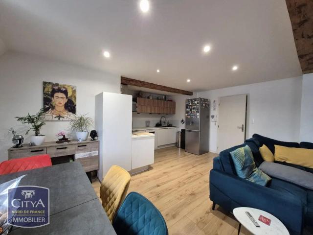 Appartement à louer 4 pièces 77.2m²