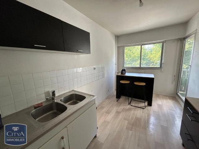 Appartement à louer 4 pièces 78.3m²