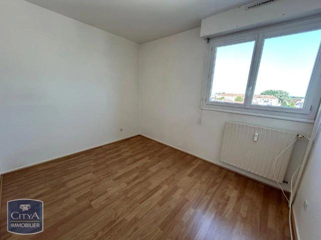 Appartement à louer 4 pièces 79.39m²